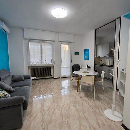 Appartamento Azzurro Pesaro Exteriör bild